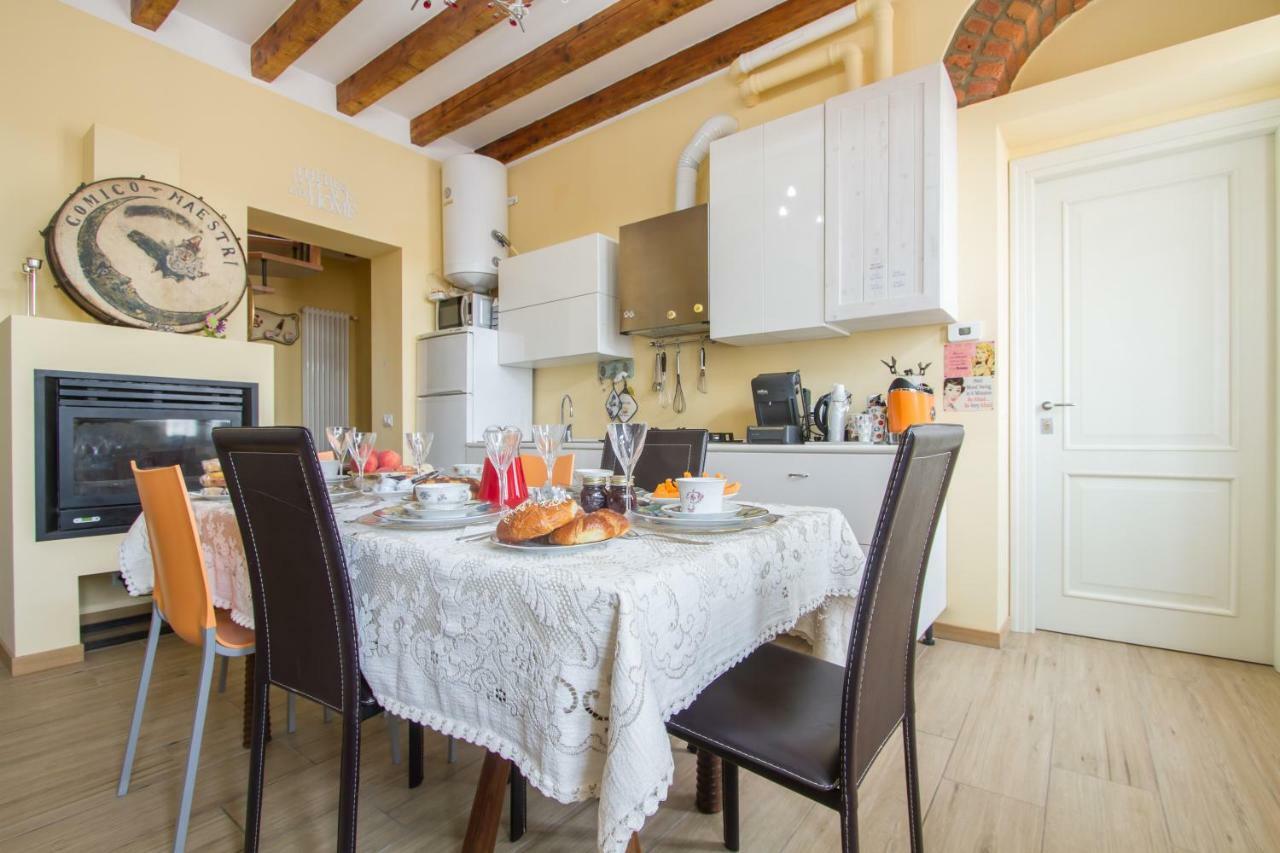 B&B Antico Cortile Milan Luaran gambar